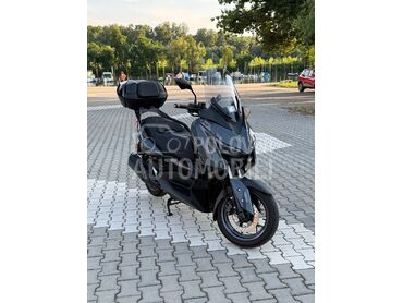 Yamaha X MAX TECH MAX, 5.500 €, 2022. , 300 cm3, 14.900 km, 21kW (29 KS), Scooter, Pančevo