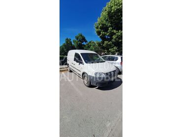 Volkswagen Caddy 2.0 Ecofuel (može zamena), 4.000 €, 2006. Monovolumen (MiniVan), Benzin + Metan (CNG) | 1984 cm3, 233.500 km, 80kW (109 KS), Manuelni 5 brzina, 4/5 vrata, 2 sedišta, Pančevo