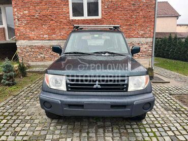 Mitsubishi Pajero Pinin, 4.500 €, 2004. Džip/SUV, Benzin | 1834 cm3, 185.000 km, 84kW (114 KS), Manuelni 5 brzina, 2/3 vrata, 4 sedišta, Kragujevac