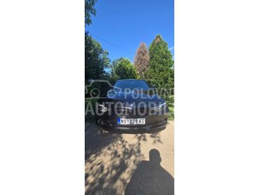 BMW 320 320i, 11.999 €, 2012. Limuzina, Benzin | 1997 cm3, 175.000 km, 135kW (184 KS), Manuelni 6 brzina, 4/5 vrata, 5 sedišta, Novi Sad