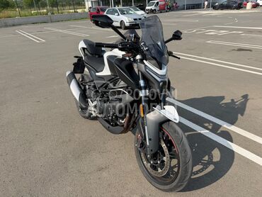 CFMOTO 450 NK, 5.000 €, 2025. , 449 cm3, 6.500 km, 34kW (46 KS), Naked, Niš