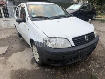 Zastava 10 Zastava 10, 1.100 €, 2007. Hečbek, Benzin | 1200 cm3, 263.320 km, 44kW (60 KS), Manuelni 5 brzina, 4/5 vrata, 5 sedišta, Beograd