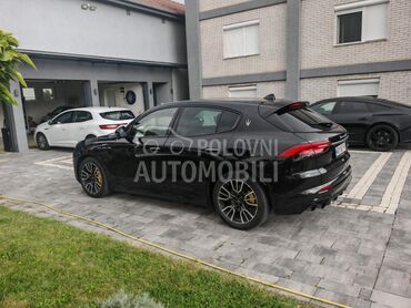 Maserati Grecale 2.0 (može zamena), 68.000 €, 2022. Džip/SUV, Benzin | 1998 cm3, 54.000 km, 221kW (300 KS), Automatski / poluautomatski, 4/5 vrata, 5 sedišta, Kragujevac