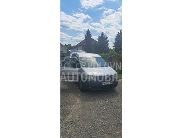 Volkswagen Caddy LIFE, 2.700 €, 2005. Pickup, Benzin + Gas (TNG) | 1590 cm3, 220.000 km, 75kW (102 KS), Manuelni 5 brzina, 4/5 vrata, 7 sedišta, Pančevo