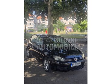 Volkswagen Golf 6 (može zamena), 4.900 €, 2009. Hečbek, Benzin | 1390 cm3, 228.524 km, 90kW (122 KS), Manuelni 6 brzina, 2/3 vrata, 5 sedišta, Obrenovac