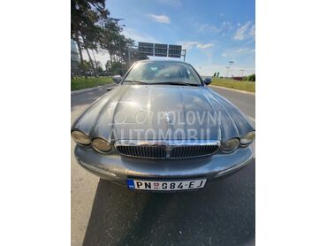 Jaguar X-Type ghff (može zamena), 3.500 €, 2004. Limuzina, Benzin | 2495 cm3, 230.000 km, 144kW (196 KS), Manuelni 5 brzina, 4/5 vrata, 5 sedišta, Popovac