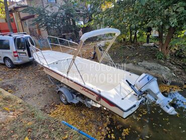 Masher Masher 5.55, 6.500 €, 2014. , Čamac, Plastika, Dužina: 5.55 m, Širina: 1.75 m, Visina: 1.4 m, Novi Sad