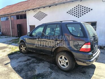 Mercedes Benz ML 270 2.7 cdi, 900 €, 2002. Džip/SUV, Dizel | 2685 cm3, 321.000 km, 120kW (163 KS), Automatski / poluautomatski, 4/5 vrata, 5 sedišta, Velika Plana