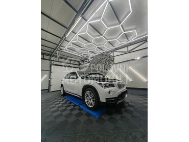 BMW X1 25D/Xdrive, 10.599 €, 2013. Džip/SUV, Dizel | 1995 cm3, 187.000 km, 160kW (218 KS), Automatski / poluautomatski, 4/5 vrata, 5 sedišta, Novi Sad