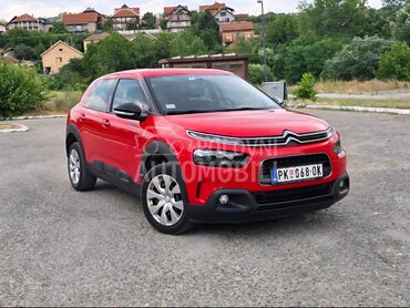 Citroen C4 Cactus, 9.490 €, 2019. Hečbek, Benzin | 1199 cm3, 68.793 km, 81kW (110 KS), Manuelni 6 brzina, 4/5 vrata, 5 sedišta, Prokuplje