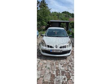 Renault Clio 1.5 dci, 3.400 €, 2007. Hečbek, Dizel | 1461 cm3, 376.000 km, 47kW (64 KS), Manuelni 5 brzina, 2/3 vrata, 5 sedišta, Beograd