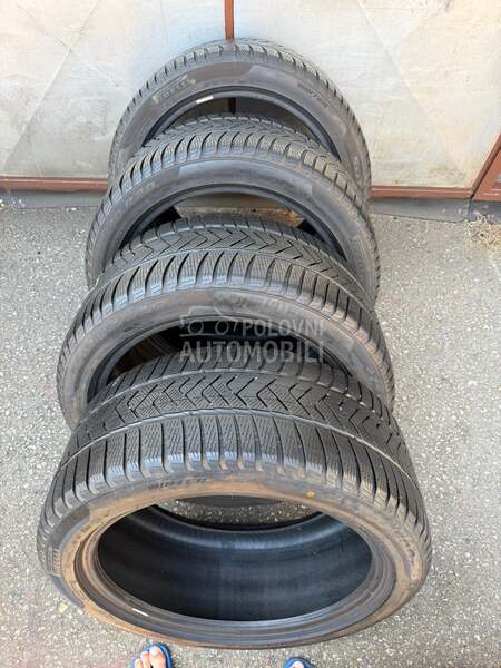 Pirelli 275/40 R20 Zimska