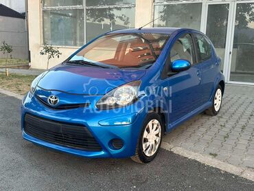 Toyota Aygo 1.0 CH, 3.999 €, 2012. Hečbek, Benzin | 998 cm3, 154.291 km, 50kW (68 KS), Manuelni 5 brzina, 4/5 vrata, 4 sedišta, Niš