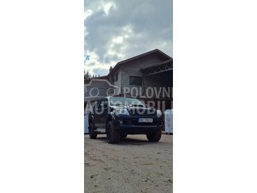 Toyota Hilux 3.0 (može zamena), 28.000 €, 2014. Pickup, Dizel | 3000 cm3, 202.000 km, 160kW (218 KS), Automatski / poluautomatski, 4/5 vrata, 5 sedišta, Nova Varoš