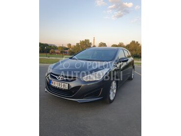 Hyundai i40 Bleu Drive, 6.000 €, 2012. Karavan, Dizel | 1685 cm3, 203.000 km, 85kW (116 KS), Manuelni 6 brzina, 4/5 vrata, 5 sedišta, Kraljevo