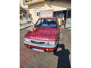 Zastava Koral In, 750 €, 2003. Hečbek, Benzin + Gas (TNG) | 1100 cm3, 95.000 km, 44kW (60 KS), Manuelni 5 brzina, 2/3 vrata, 5 sedišta, Kragujevac