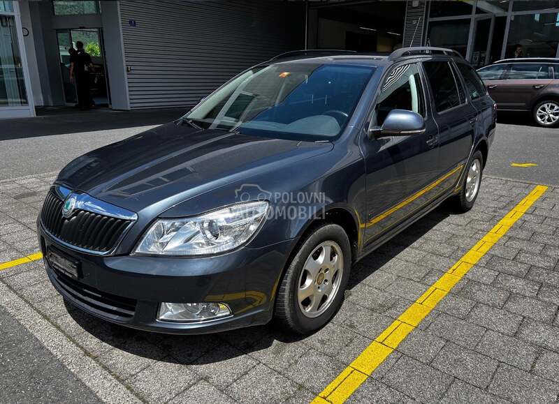 Delovi za Škoda Octavia 2010 