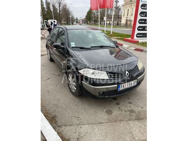 Renault Megane Megan 2 zamen, 1.600 €, 2006. Limuzina, Benzin | 1598 cm3, 230.000 km, 82kW (111 KS), Automatski / poluautomatski, 4/5 vrata, 5 sedišta, Crepaja
