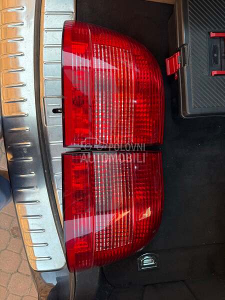Stop svetla cayenne 955 za Porsche Cayenne od 2004. do 2008. god.