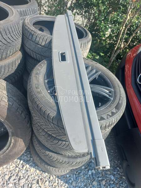 roletna gepeka za Volkswagen Touran