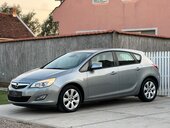 Opel Astra J 1.4 TURBO