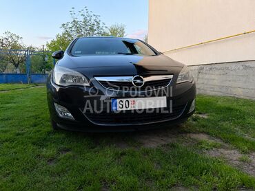 Opel Astra J 1.7 cdti, 4.999 €, 2012. Hečbek, Dizel | 1686 cm3, 231.336 km, 81kW (110 KS), Manuelni 6 brzina, 4/5 vrata, 5 sedišta, Stapar