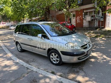 Citroen C8, 2.050 €, 2004. Monovolumen (MiniVan), Dizel | 1997 cm3, 237.000 km, 79kW (107 KS), Manuelni 5 brzina, 4/5 vrata, 7 sedišta, Beograd
