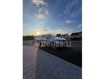 Volkswagen Touareg R Line Car Vertical (može zamena), 18.500 €, 2015. Džip/SUV, Dizel | 2967 cm3, 180.000 km, 193kW (262 KS), Automatski / poluautomatski, 4/5 vrata, 5 sedišta, Beograd