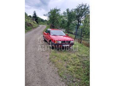 Audi 80 (može zamena), 1.300 €, 1989. Limuzina, Dizel | 1600 cm3, 205.000 km, 44kW (60 KS), Manuelni 5 brzina, 4/5 vrata, 4 sedišta, Donja Orovica
