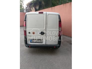 Fiat Doblo 1.9 DJT, 2.100 €, 2008. Monovolumen (MiniVan), Dizel | 1910 cm3, 350.000 km, 77kW (105 KS), Manuelni 5 brzina, 4/5 vrata, 2 sedišta, Mladenovac