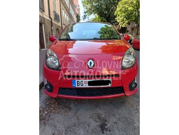 Renault Twingo, 2.500 €, 2008. Hečbek, Benzin | 1149 cm3, 80.000 km, 43kW (58 KS), Manuelni 5 brzina, 2/3 vrata, 4 sedišta, Stari Grad