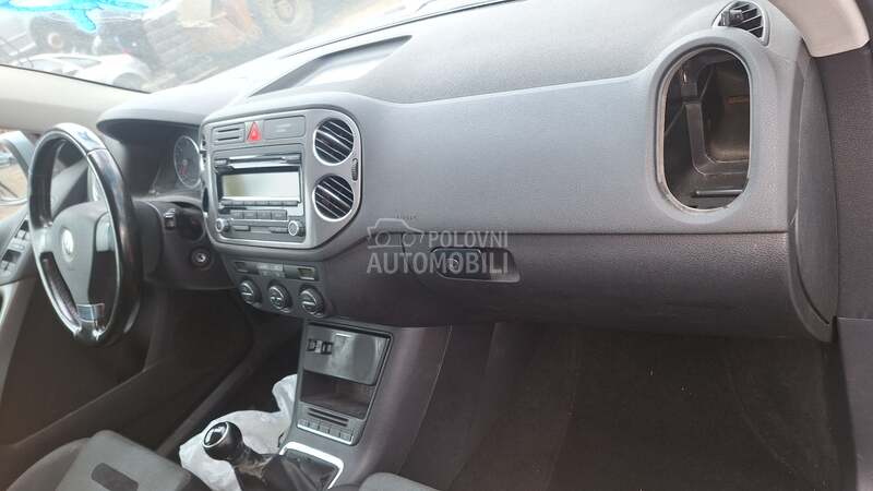 instrument tabla za Volkswagen Tiguan od 2008. do 2014. god.