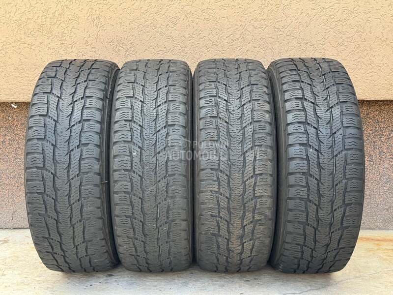 Nokian 215/60 R17 Sve sezone