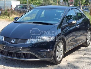 Honda Civic 1.4, 5.990 €, 2011. Hečbek, Benzin | 1339 cm3, 163.000 km, 73kW (99 KS), Manuelni 6 brzina, 4/5 vrata, 5 sedišta, Novi Sad