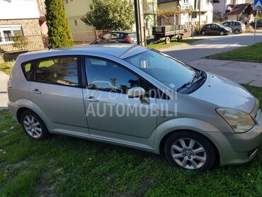Toyota Corolla Verso 2.0 d4d, 1.900 €, 2005. Monovolumen (MiniVan), Dizel | 1995 cm3, 278.765 km, 85kW (116 KS), Manuelni 5 brzina, 4/5 vrata, 5 sedišta, Novi Sad