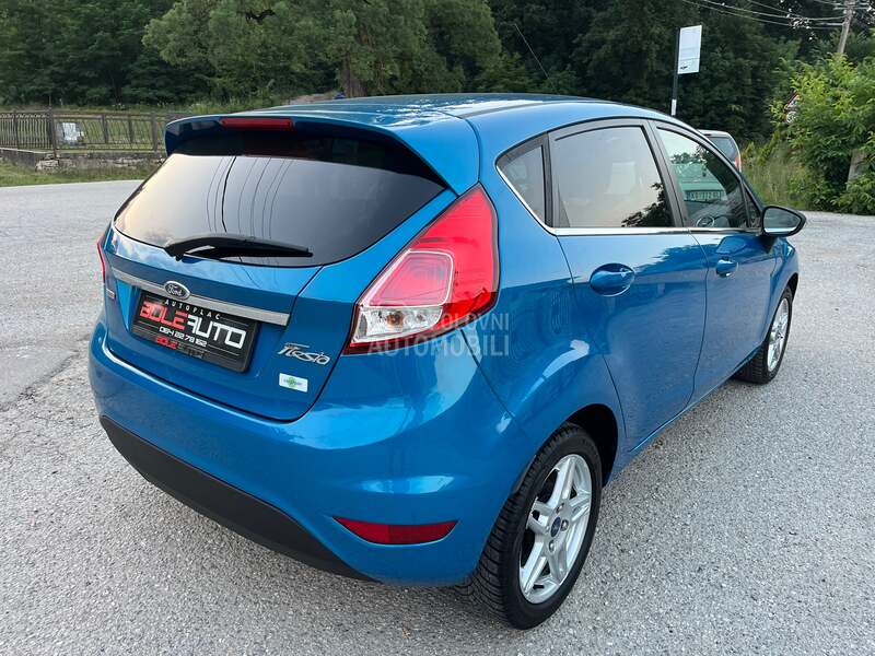 Ford Fiesta 2013 photo 5
