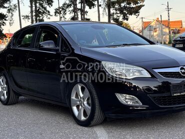 Opel Astra J 1.4, 3.950 €, 2009. Hečbek, Benzin | 1364 cm3, 209.715 km, 103kW (140 KS), Manuelni 6 brzina, 4/5 vrata, 5 sedišta, Šabac