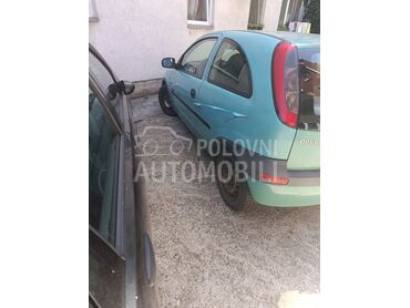 Opel Corsa C 1.0, 700 €, 2001. Hečbek, Benzin | 973 cm3, 220.000 km, 43kW (58 KS), Manuelni 5 brzina, 2/3 vrata, 5 sedišta, Beograd