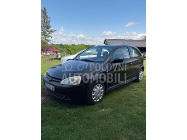 Opel Corsa C, 1.200 €, 2001. Hečbek, Benzin | 1389 cm3, 25.000 km, 66kW (90 KS), Manuelni 5 brzina, 4/5 vrata, 5 sedišta, Loznica