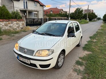 Fiat Punto 1.2 8v VAN, 490 €, 2011. Hečbek, Benzin | 1242 cm3, 292.052 km, 44kW (60 KS), Manuelni 5 brzina, 4/5 vrata, 5 sedišta, Busije