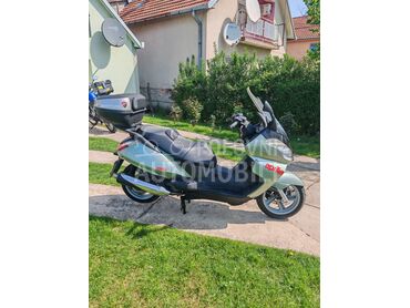 Aprilia Atlantic, 1.200 €, 2005. , 459 cm3, 482.088 km, 28kW (37 KS), Scooter, Obrenovac