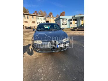 Alfa Romeo 147, 1.700 €, 2003. Hečbek, Benzin | 1598 cm3, 230.000 km, 77kW (105 KS), Manuelni 5 brzina, 4/5 vrata, 5 sedišta, Azanja