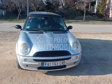 MINI One 1600 (može zamena), 1.800 €, 2003. Limuzina, Benzin | 1600 cm3, 300.000 km, 66kW (90 KS), Manuelni 5 brzina, 2/3 vrata, 4 sedišta, Omoljica