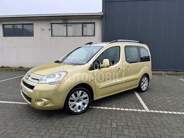 Citroen Berlingo, 3.700 €, 2008. Monovolumen (MiniVan), Dizel | 1560 cm3, 262.968 km, 55kW (75 KS), Manuelni 5 brzina, 4/5 vrata, 5 sedišta, Beograd