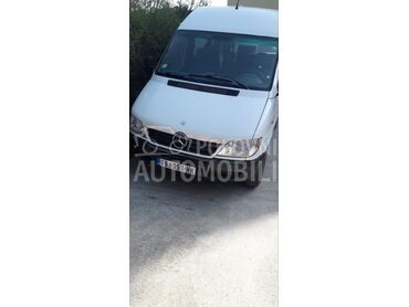 Mercedes Benz Sprinter Merc Sprinter 211cdi (može zamena), 5.400 €, 2005. , 683.000 km, Putnički kombi, Dizel, 2200 cm3, Manuelni menjač, Požarevac