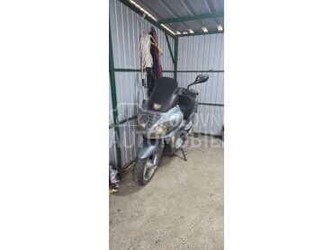 Jonway 125, 650 €, 2008. , 125 cm3, 20.000 km, 7kW (10 KS), Scooter, Trstenik