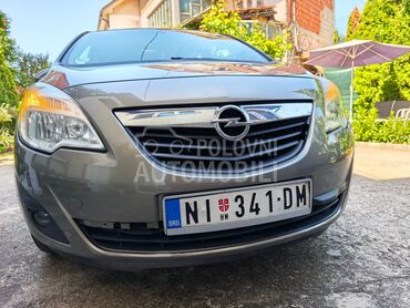 Opel Meriva (može zamena), 4.000 €, 2010. Monovolumen (MiniVan), Benzin + Gas (TNG) | 1398 cm3, 333.000 km, 74kW (101 KS), Manuelni 5 brzina, 4/5 vrata, 5 sedišta, Svrljig