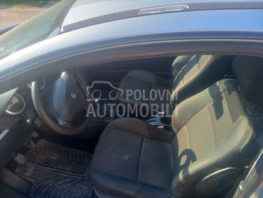 Peugeot 207 1.4, 2.800 €, 2010. Hečbek, Benzin | 1360 cm3, 260.000 km, 54kW (73 KS), Manuelni 5 brzina, 2/3 vrata, 5 sedišta, Futog