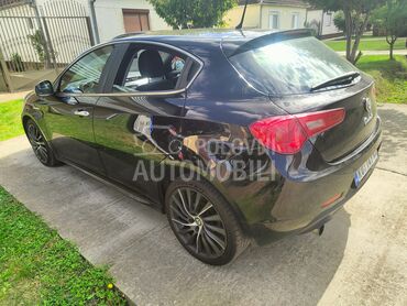 Alfa Romeo Giulietta 2.0 JTDM2, 5.100 €, 2012. Hečbek, Dizel | 1956 cm3, 193.000 km, 103kW (140 KS), Manuelni 6 brzina, 4/5 vrata, 5 sedišta, Ruma