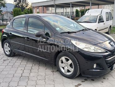 Peugeot 207, 2.650 €, 2009. Hečbek, Benzin + Gas (TNG) | 1390 cm3, 264.000 km, 54kW (73 KS), Manuelni 5 brzina, 4/5 vrata, 5 sedišta, Ljubovija
